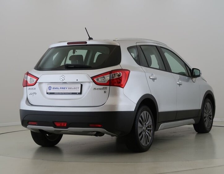 Suzuki SX4 S-Cross SUV / Terénní 1,6 l 88 kw
