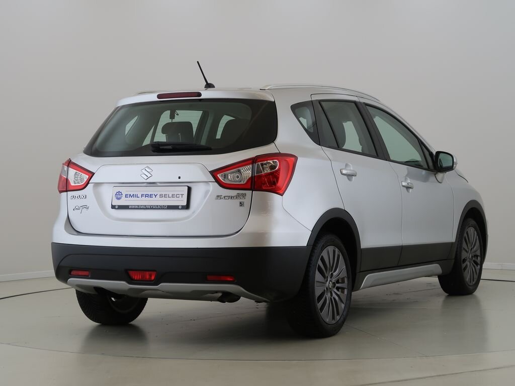 Suzuki SX4 S-Cross SUV / Terénní 1,6 l 88 kw