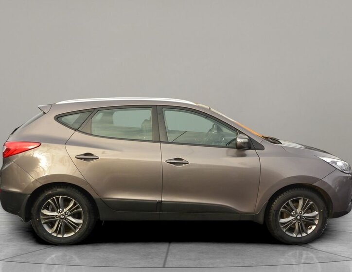 Hyundai ix35 SUV / Terénní 2,0 l 100 kw