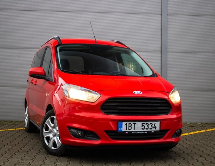 Ford Tourneo Courier MPV 998,0 74 kw