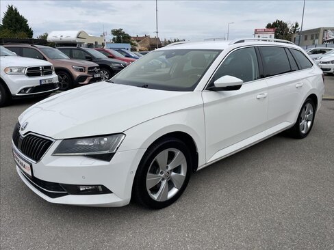 Škoda Superb Kombi 1,4 l 110 kw