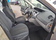 Renault Grand Scénic 8