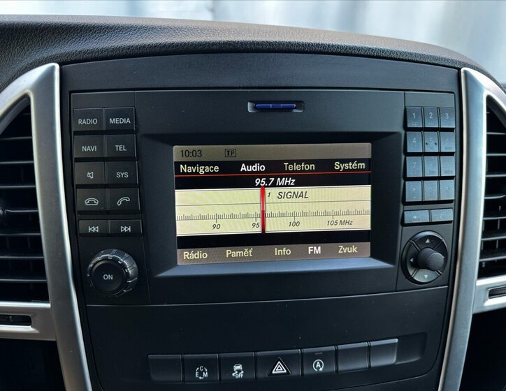 Mercedes-Benz Vito 24