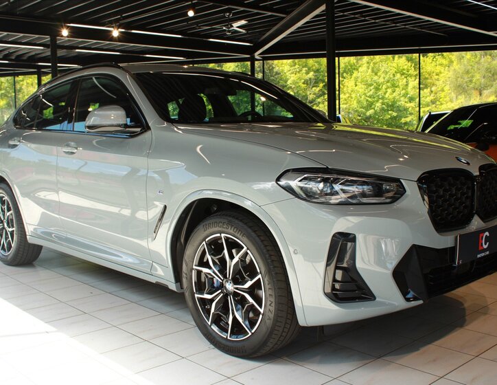 BMW X4 SUV / Terénní 3,0 l 210 kw