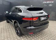 Jaguar F-Pace 7