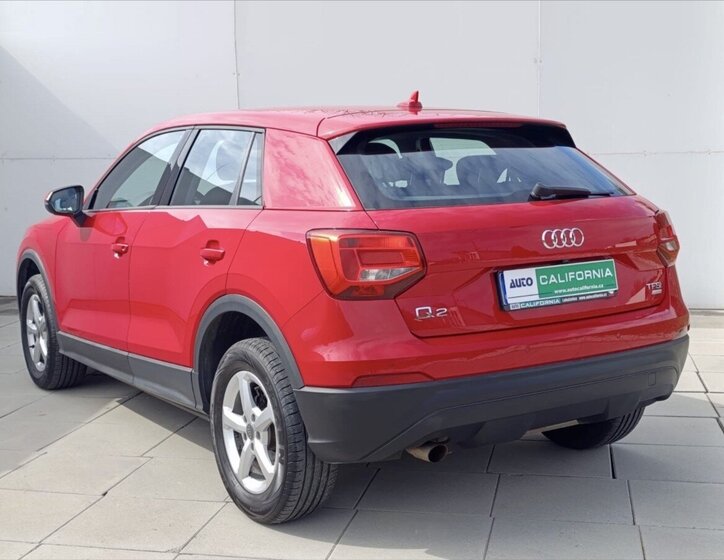Audi Q2 SUV / Terénní 999,0 85 kw