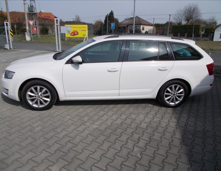 Škoda Octavia Kombi 2,0 l 110 kw