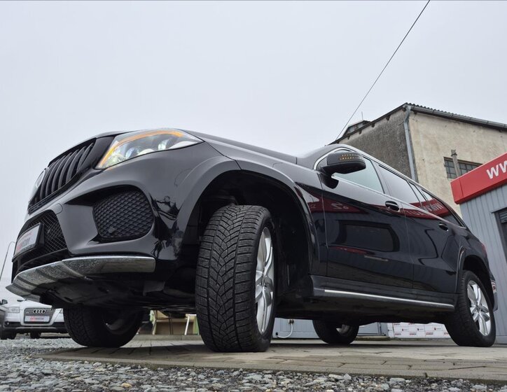 Mercedes-Benz GLS SUV / Terénní 3,0 l 190 kw