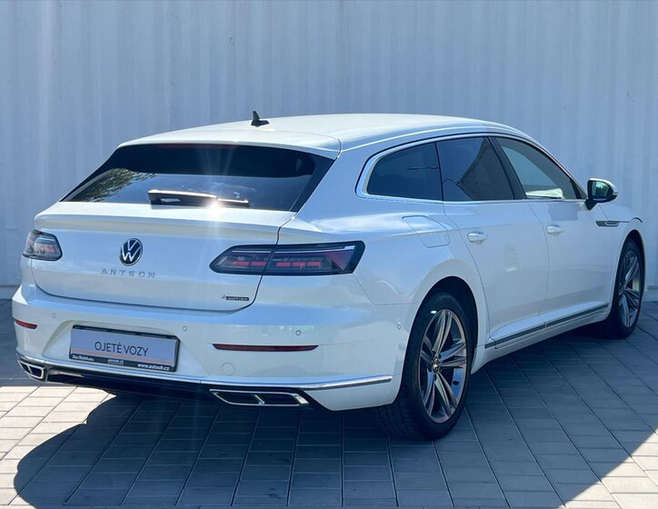 Volkswagen Arteon Kombi 2,0 l 147 kw