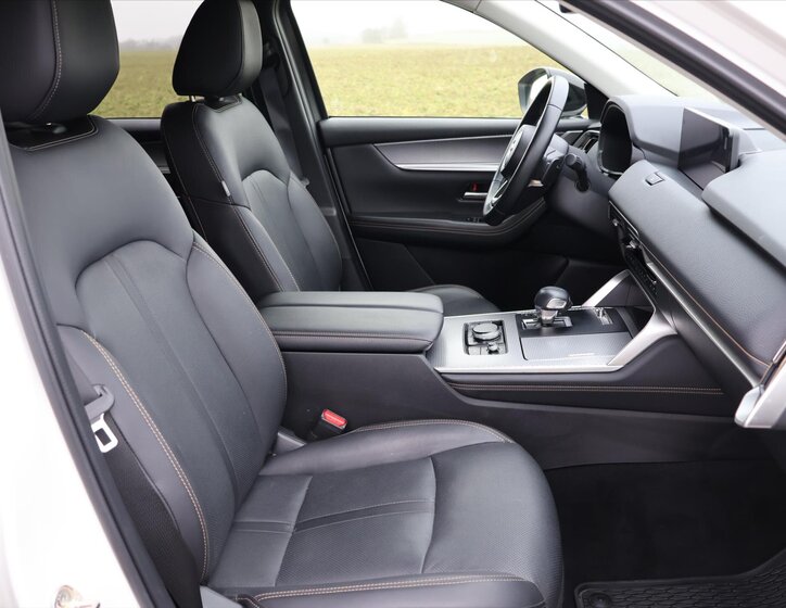 Mazda CX-60 SUV / Terénní 3,3 l 187 kw