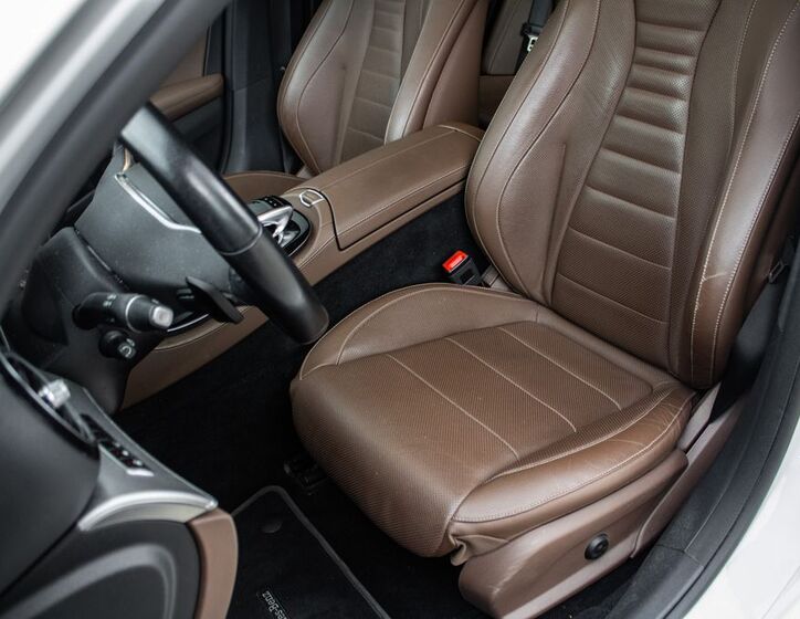 Mercedes-Benz Třídy E 13