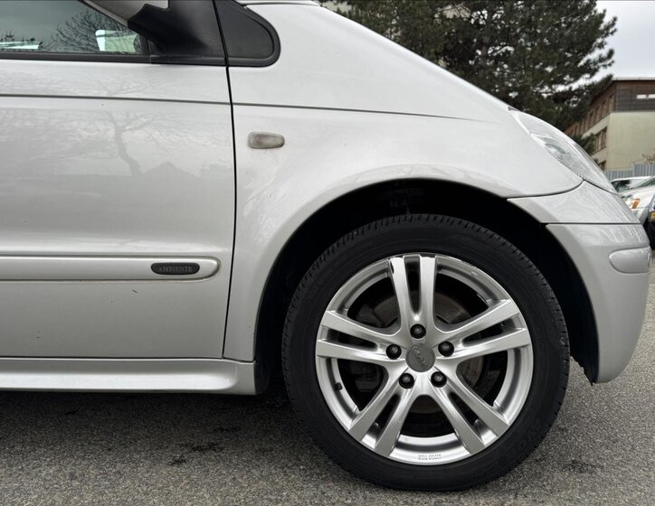 Mercedes-Benz Vaneo 18