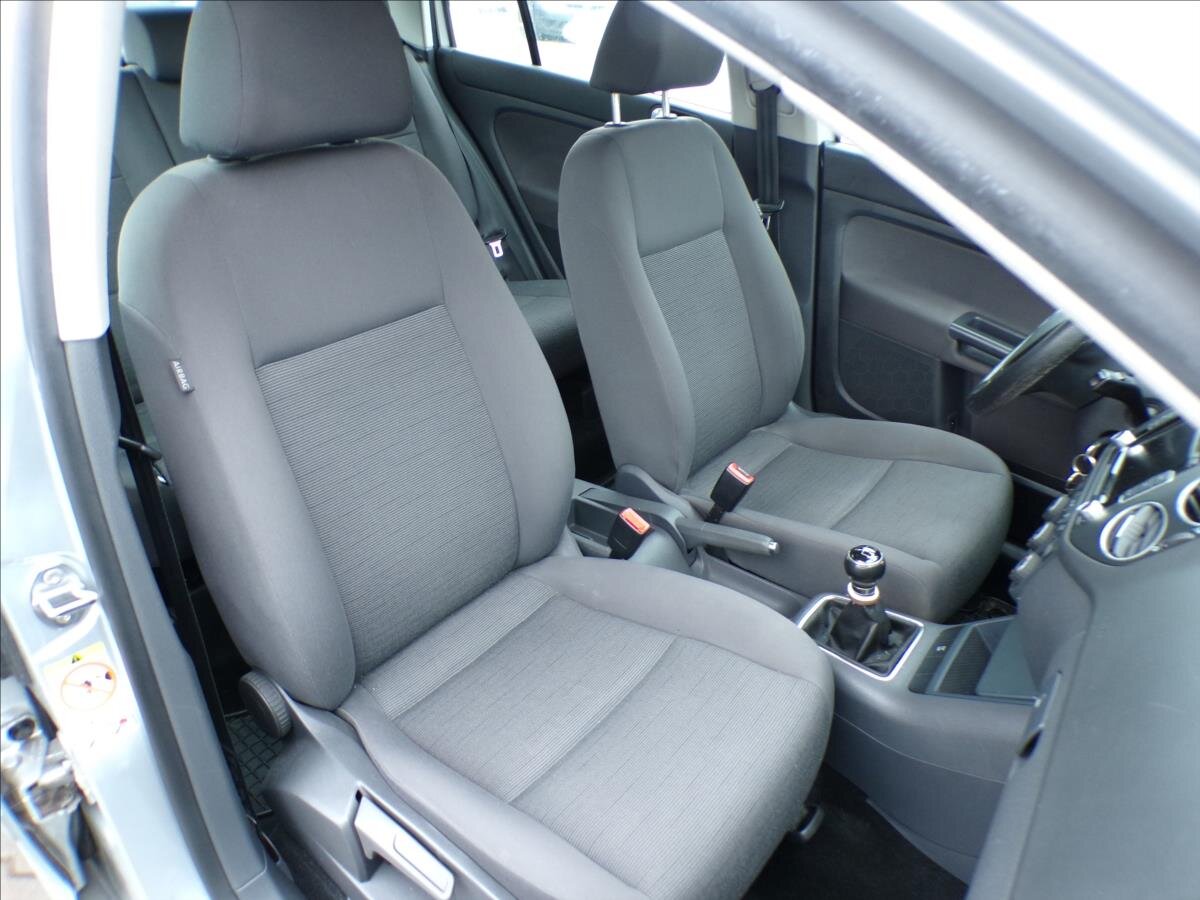 Volkswagen Golf Plus Kombi 1,6 l 75 kw