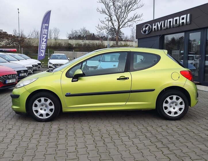 Peugeot 207 8
