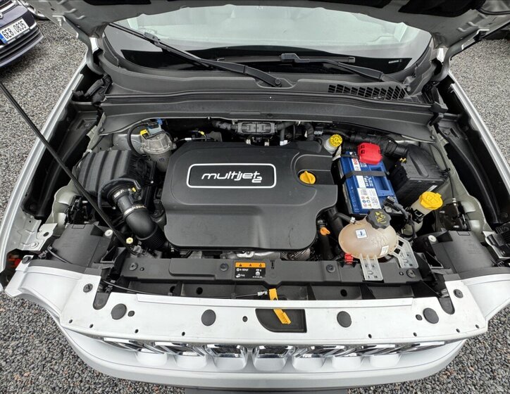 Jeep Renegade SUV 1,6 l 84 kw