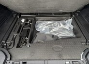 Land Rover Defender SUV / Terénní 3,0 l 147 kw