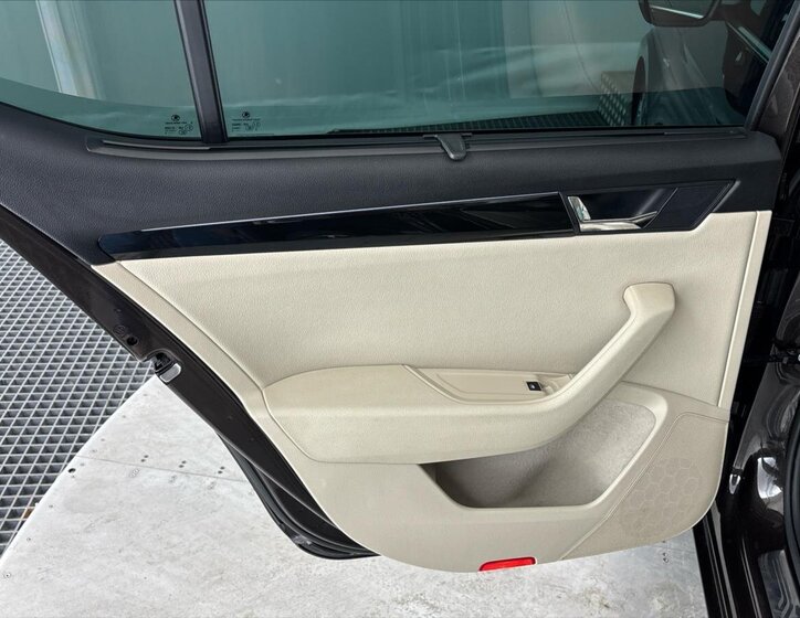 Škoda Superb Liftback 2,0 l 206 kw