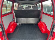 Toyota Hi-Ace Skříň 2,4 l 55 kw