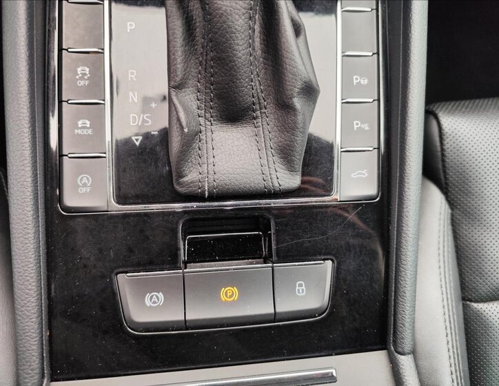 Škoda Superb Kombi 2,0 l 140 kw