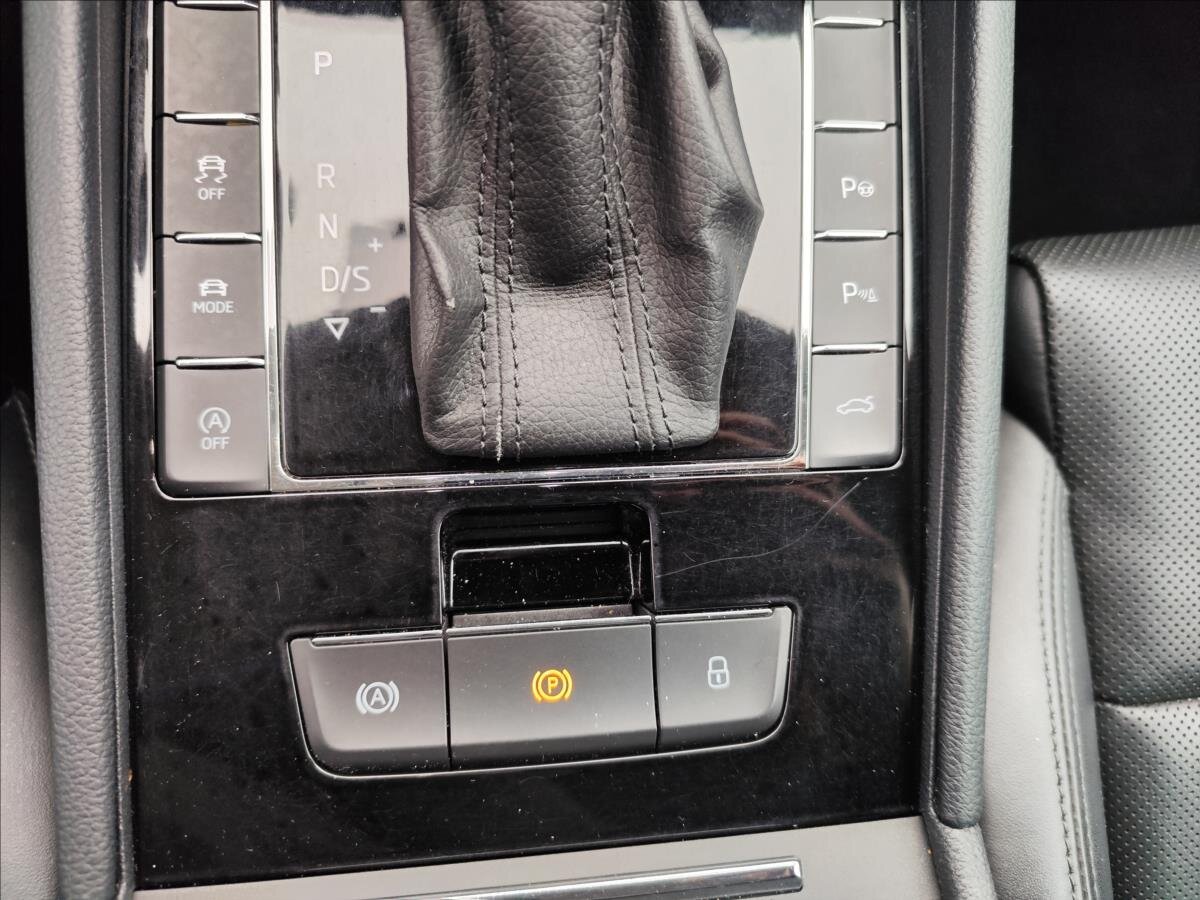 Škoda Superb Kombi 2,0 l 140 kw