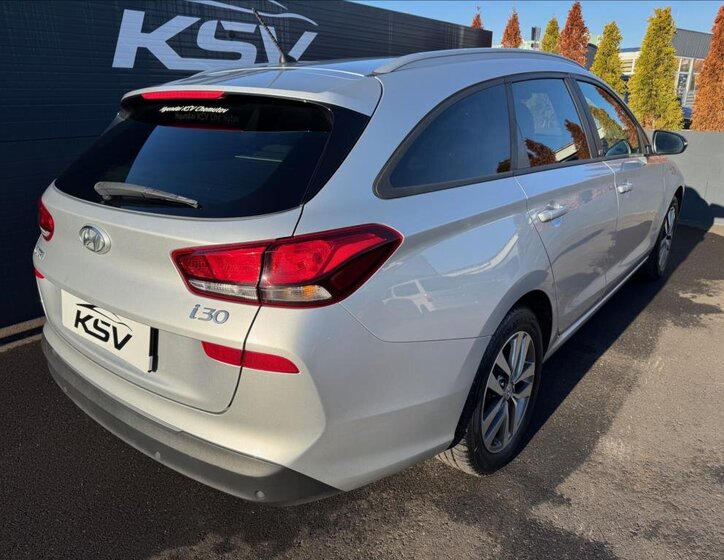 Hyundai i30 Kombi 1,4 l 103 kw