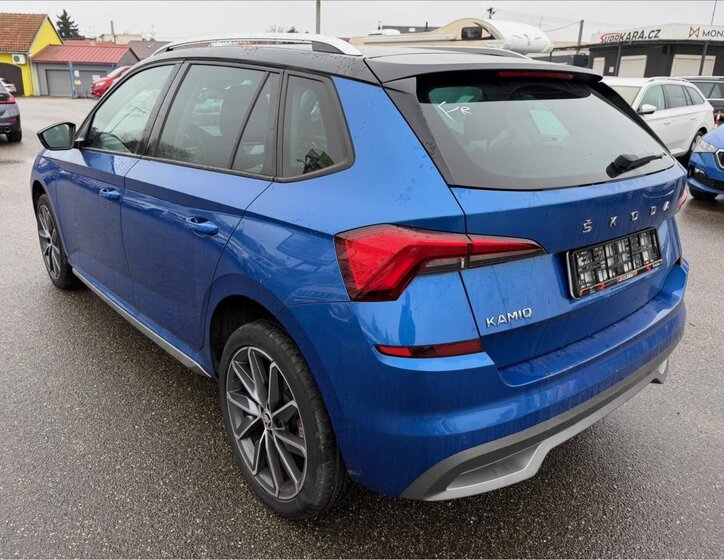 Škoda Kamiq 5
