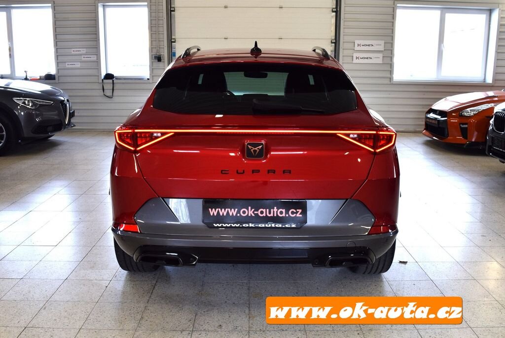 Cupra Formentor SUV / Terénní 2,0 l 110 kw