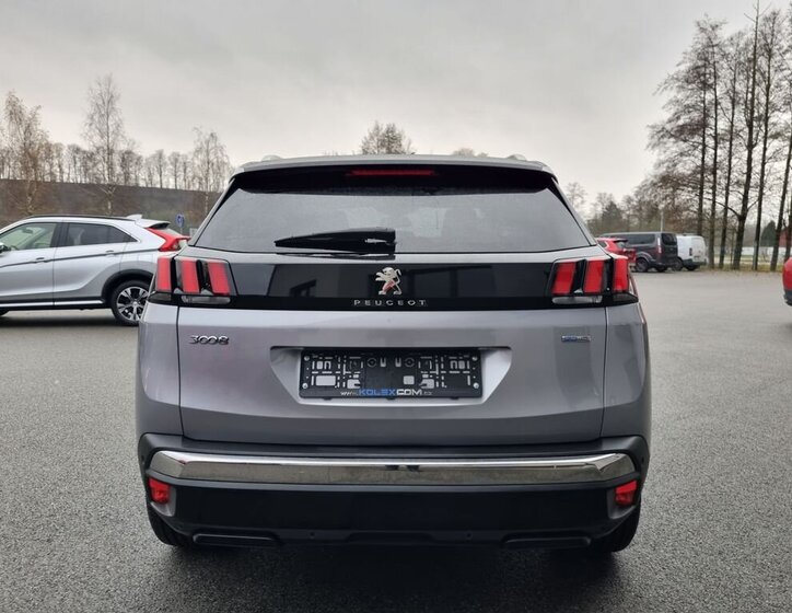 Peugeot 3008 4