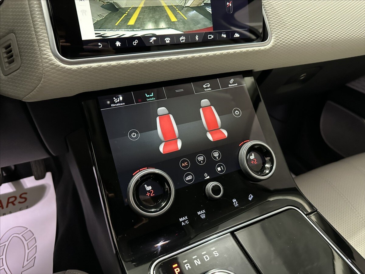 Land Rover Range Rover Velar SUV / Terénní 2,0 l 132 kw