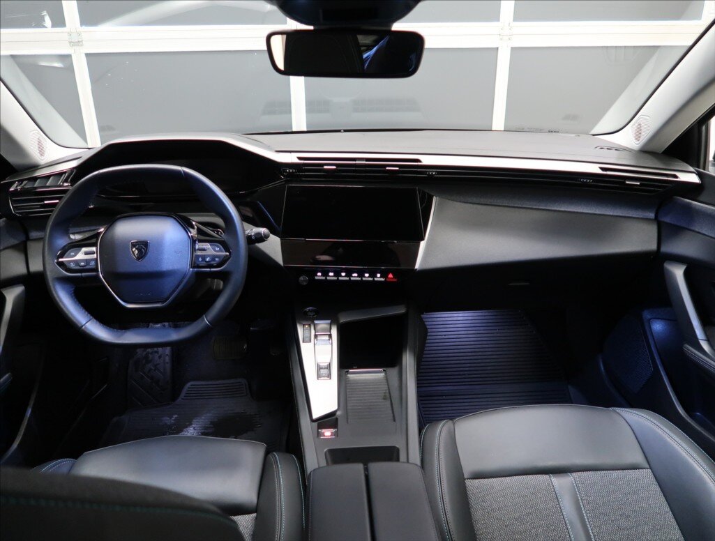 Peugeot 308 Kombi 1,2 l 96 kw