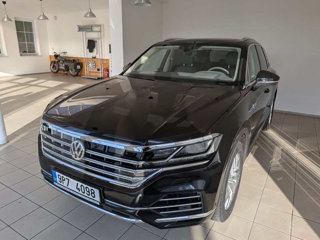 Volkswagen Touareg SUV / Terénní 3,0 l 210 kw