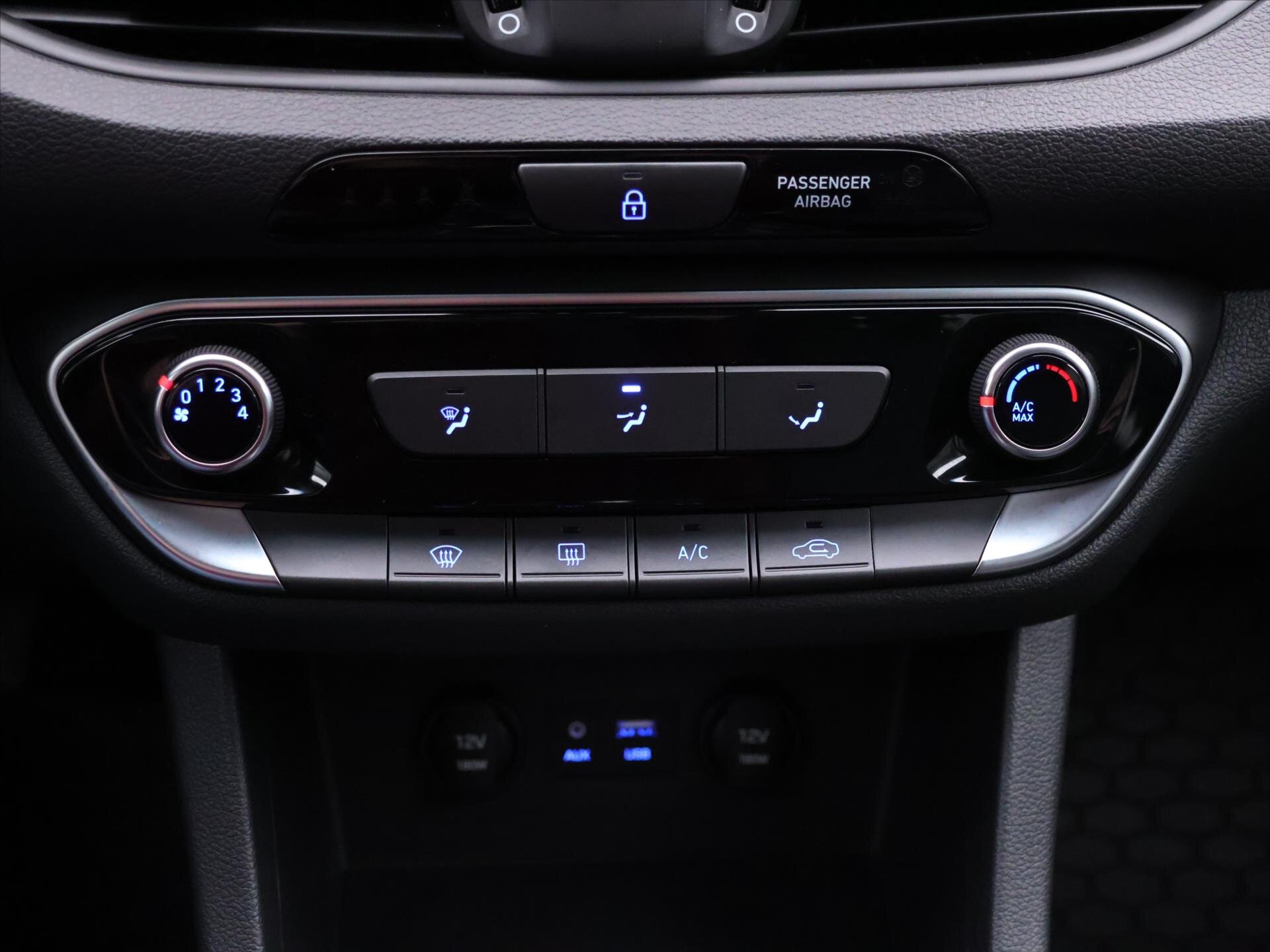 Hyundai i30 Hatchback 1,4 l 73 kw