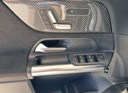 Mercedes-Benz GLA 10