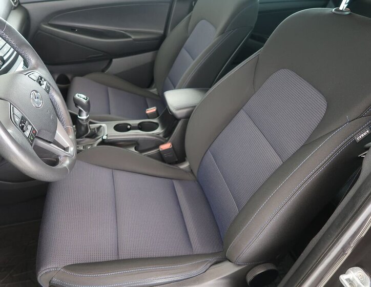 Hyundai Tucson SUV 2,0 l 100 kw