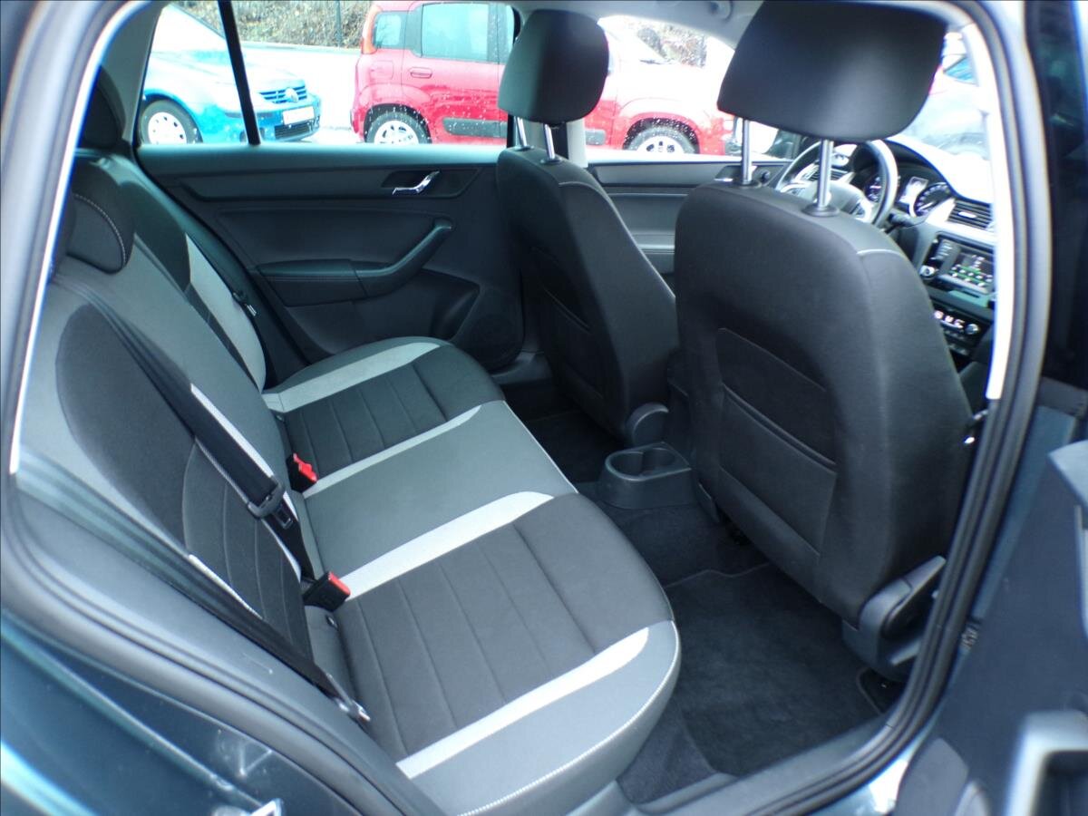 Škoda Rapid Hatchback 1,2 l 66 kw