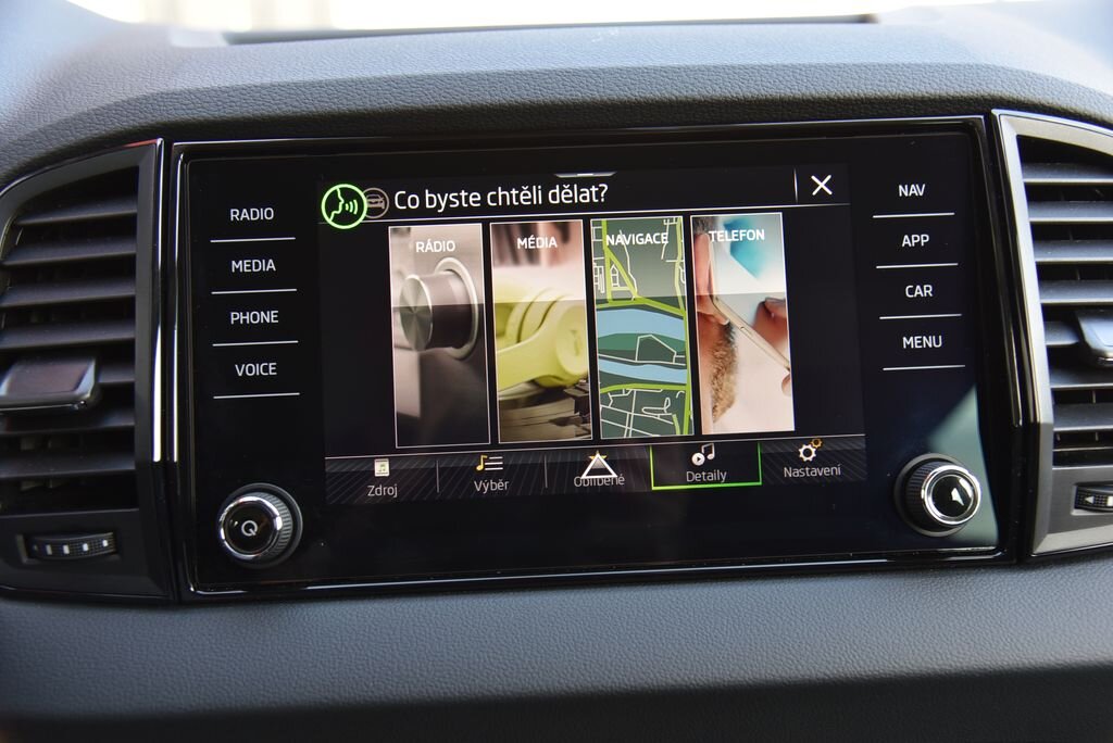 Škoda Karoq SUV 1,5 l 110 kw