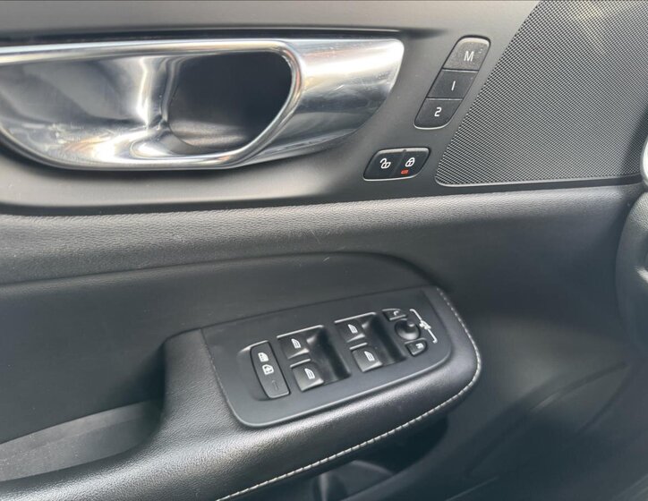 Volvo V60 Kombi 2,0 l 110 kw