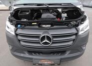 Mercedes-Benz Sprinter 19