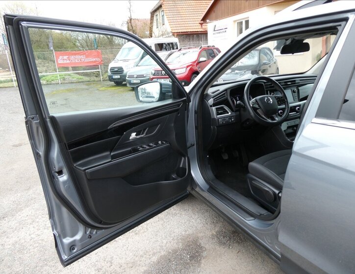 SsangYong Korando SUV / Terénní 1,5 l 120 kw