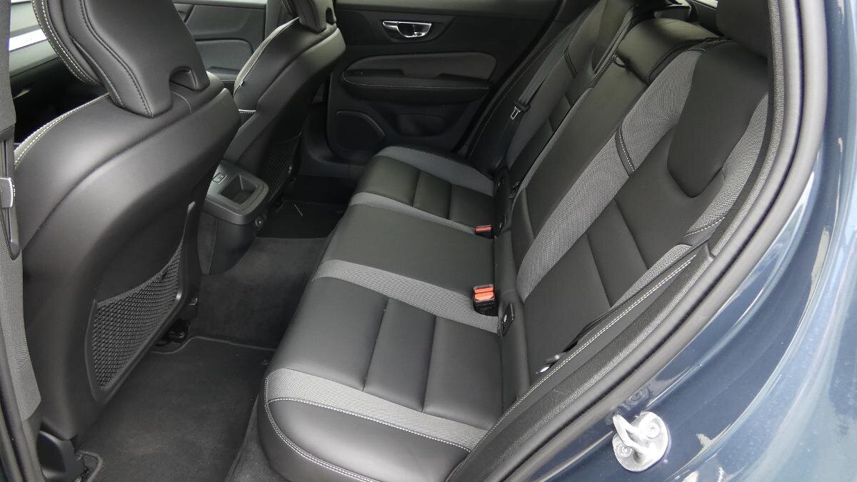 Volvo V60 Kombi 2,0 l 145 kw