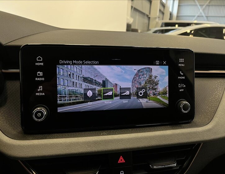 Škoda Scala Hatchback 1,5 l 110 kw