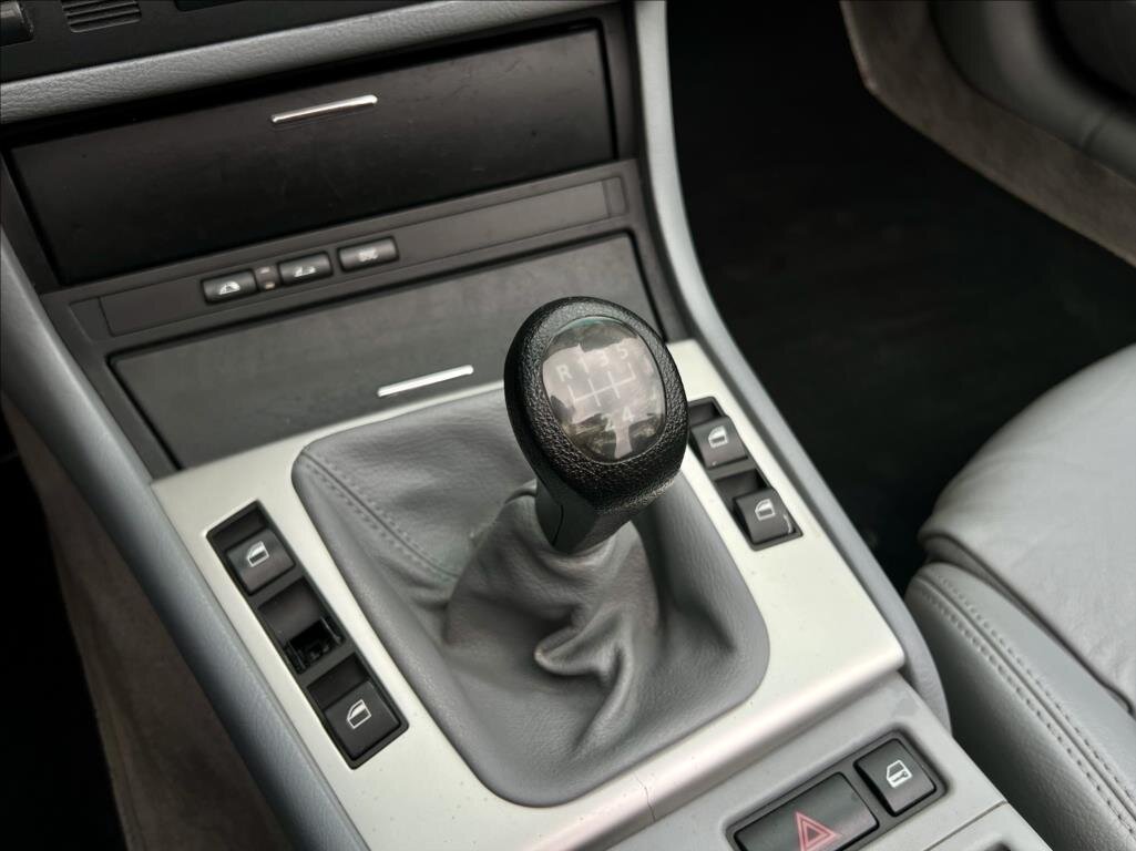 BMW Řada 3 Kabriolet 2,0 l 105 kw