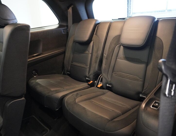 Mercedes-Benz GLS SUV / Terénní 4,0 l 450 kw