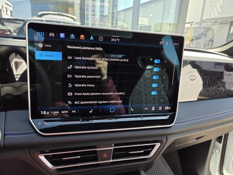 Volkswagen Tiguan SUV 2,0 l 195 kw