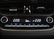 Toyota Corolla Sedan / Limuzína 1,5 l 92 kw