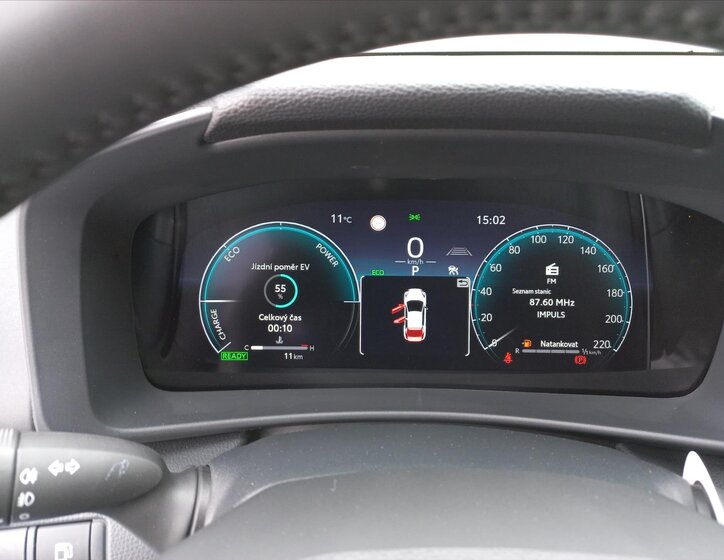 Toyota C-HR CUV 1,8 l 72 kw