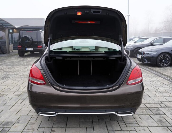 Mercedes-Benz Třídy C 11