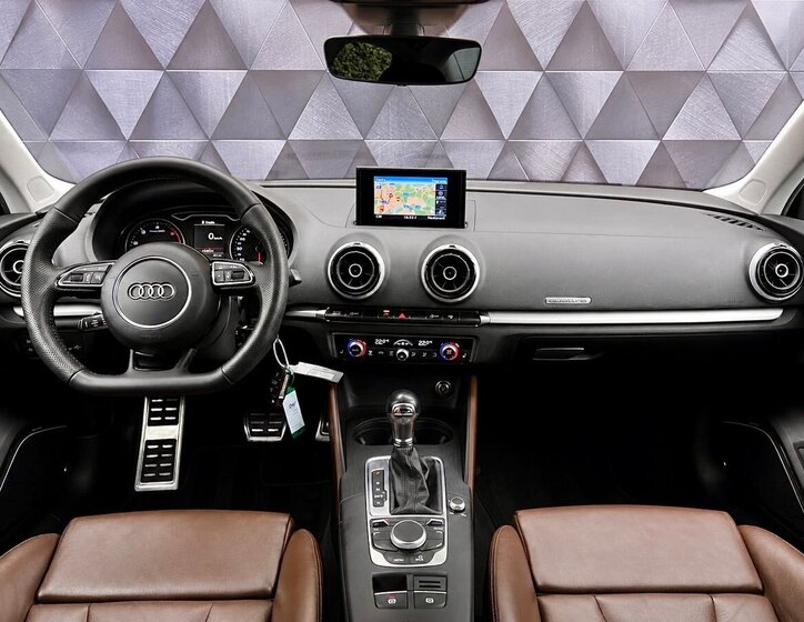 Audi A3 Sedan / Limuzína 2,0 l 135 kw