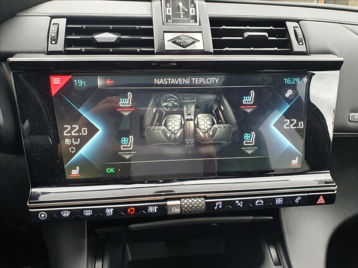 DS Automobiles DS7 Crossback