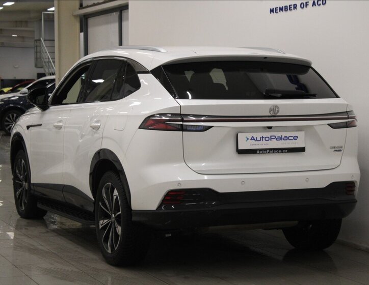 MG HS SUV 1,5 l 200 kw